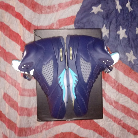 JORDAN RETRO 5 HORNETS - Picture 2 of 6